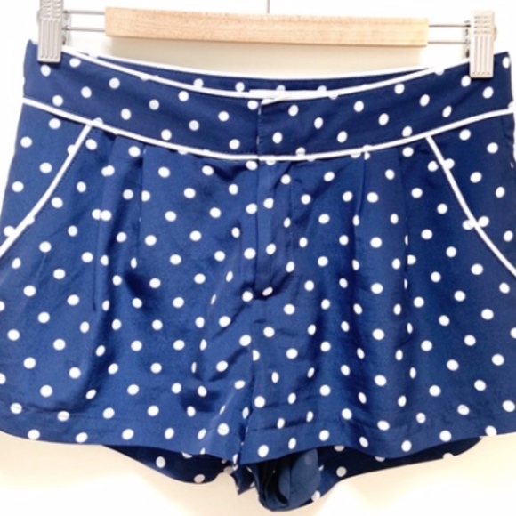 Forever 21 Pants - Beautiful Blue and White Polka Dot Shorts